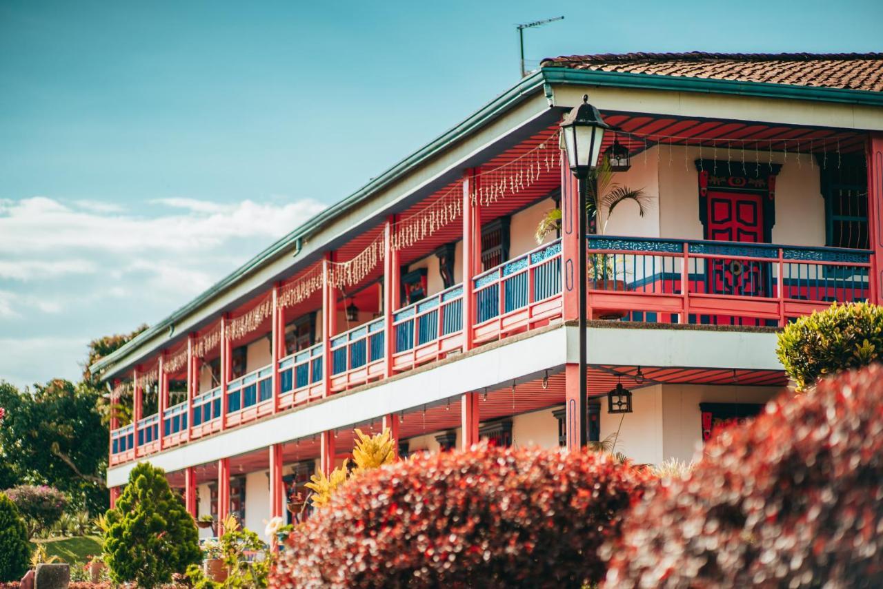 Hotel Arrayanes Del Quindio มอนเตเนโกร ภายนอก รูปภาพ