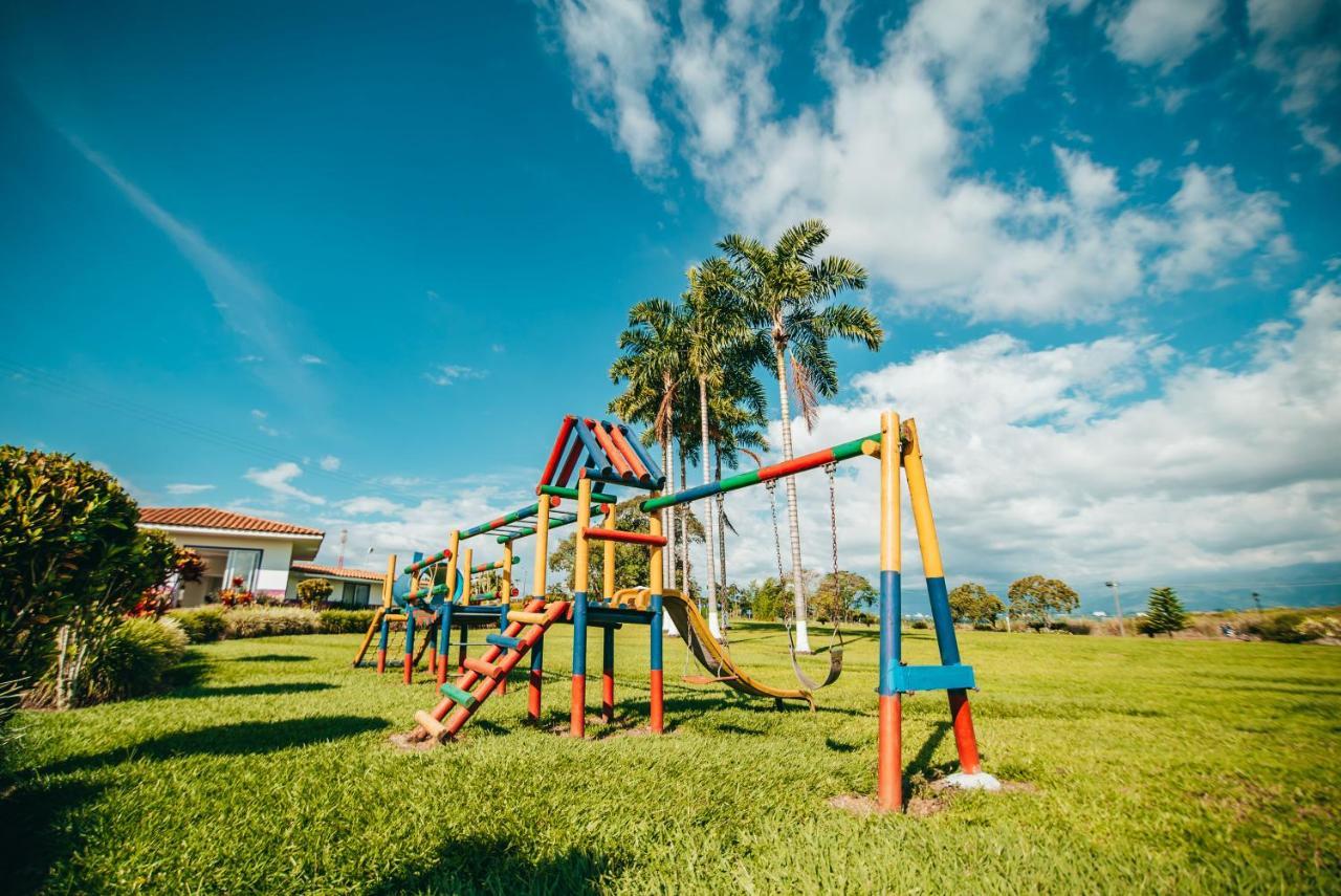 Hotel Arrayanes Del Quindio มอนเตเนโกร ภายนอก รูปภาพ