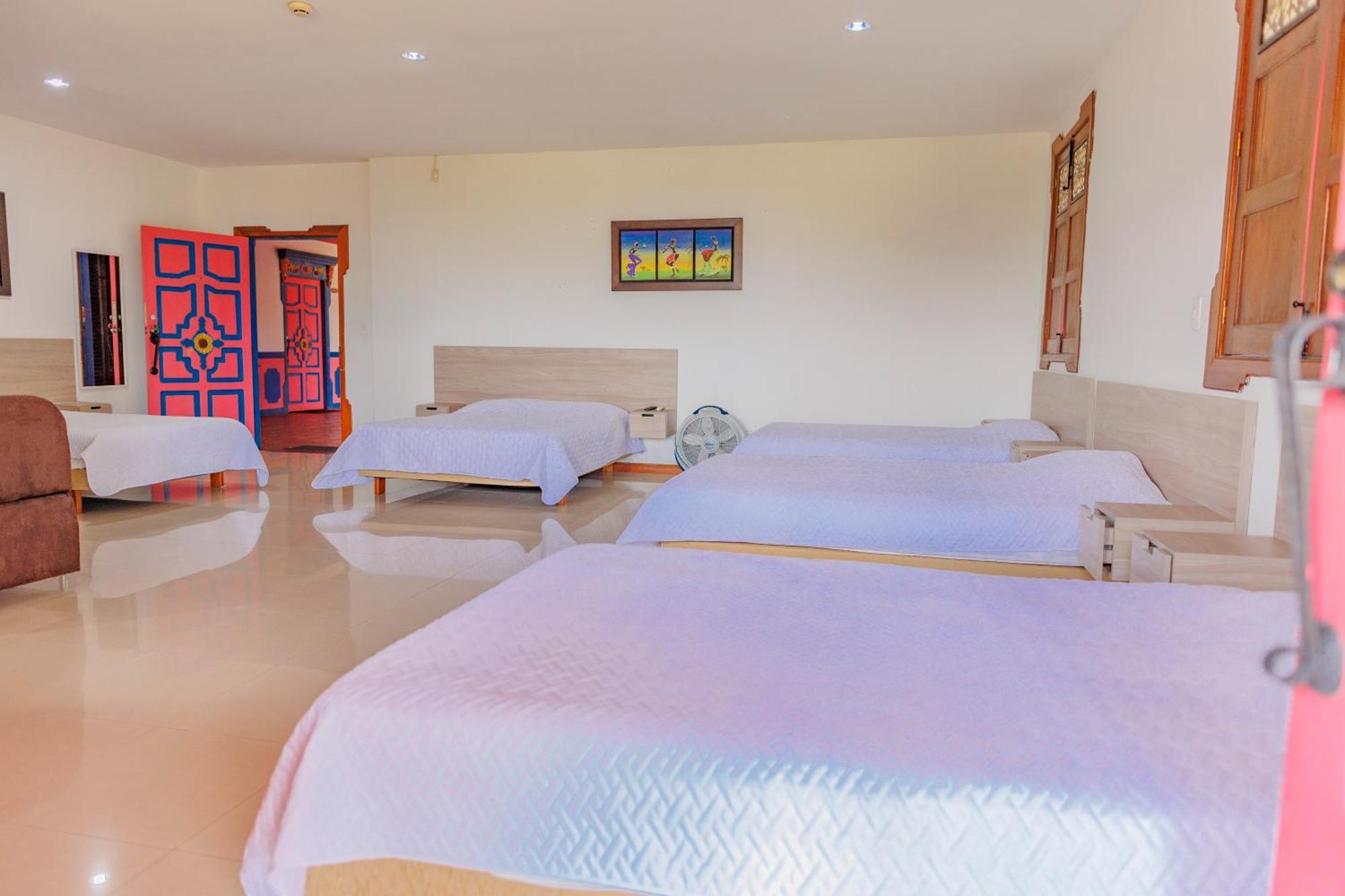 Hotel Arrayanes Del Quindio มอนเตเนโกร ภายนอก รูปภาพ