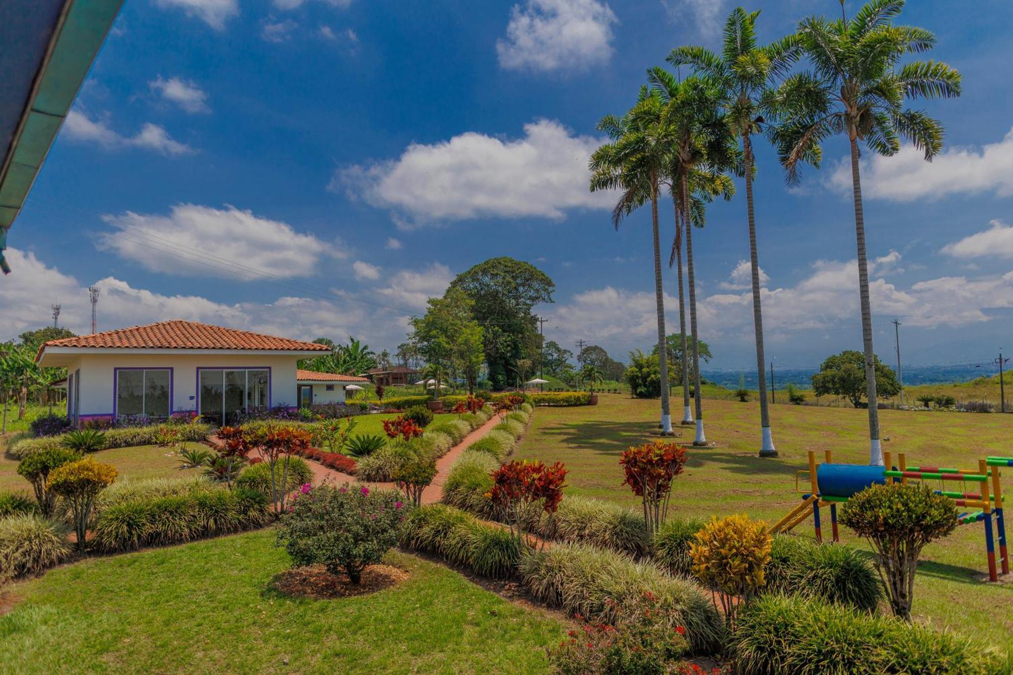 Hotel Arrayanes Del Quindio มอนเตเนโกร ภายนอก รูปภาพ