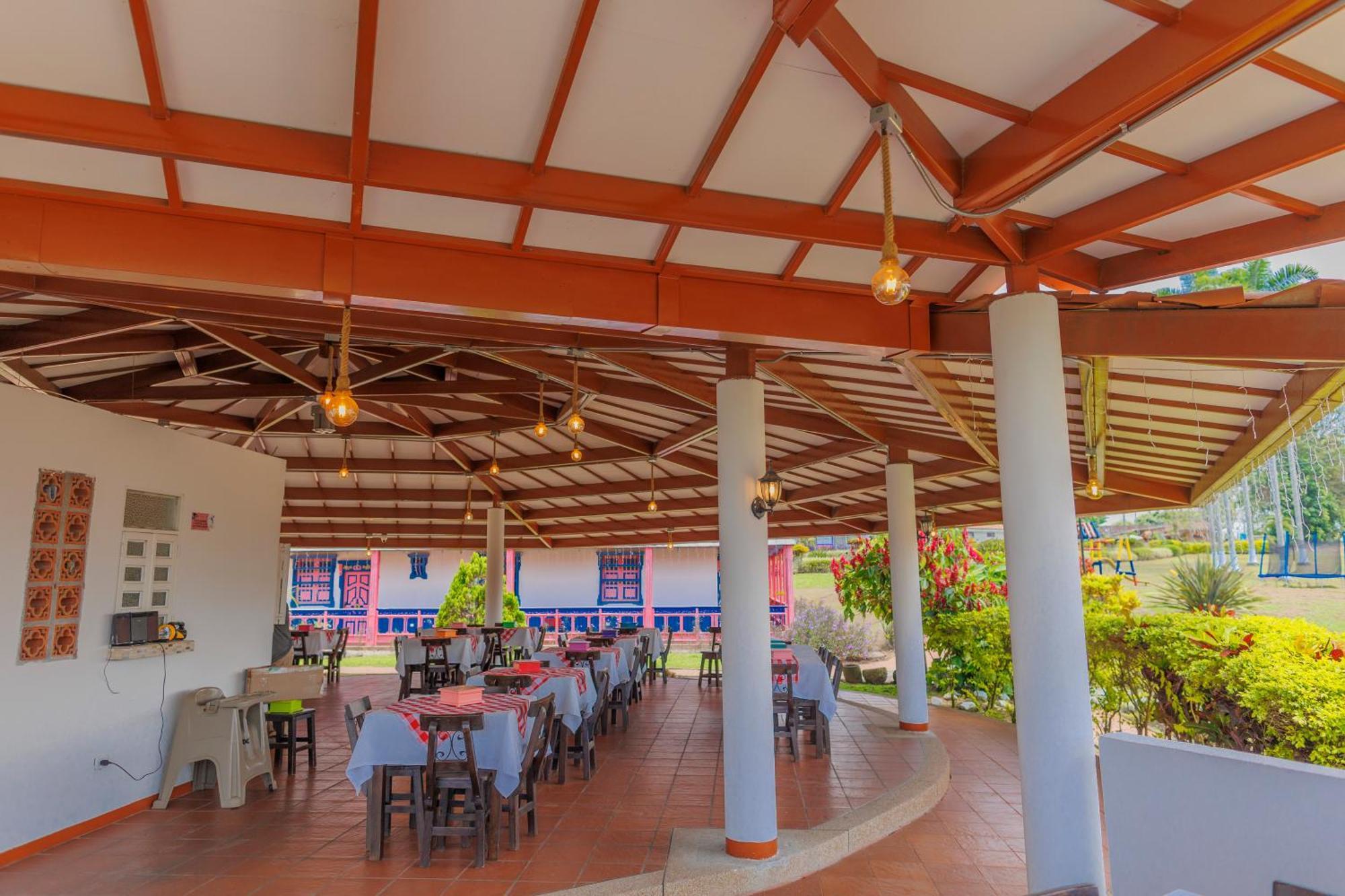 Hotel Arrayanes Del Quindio มอนเตเนโกร ภายนอก รูปภาพ