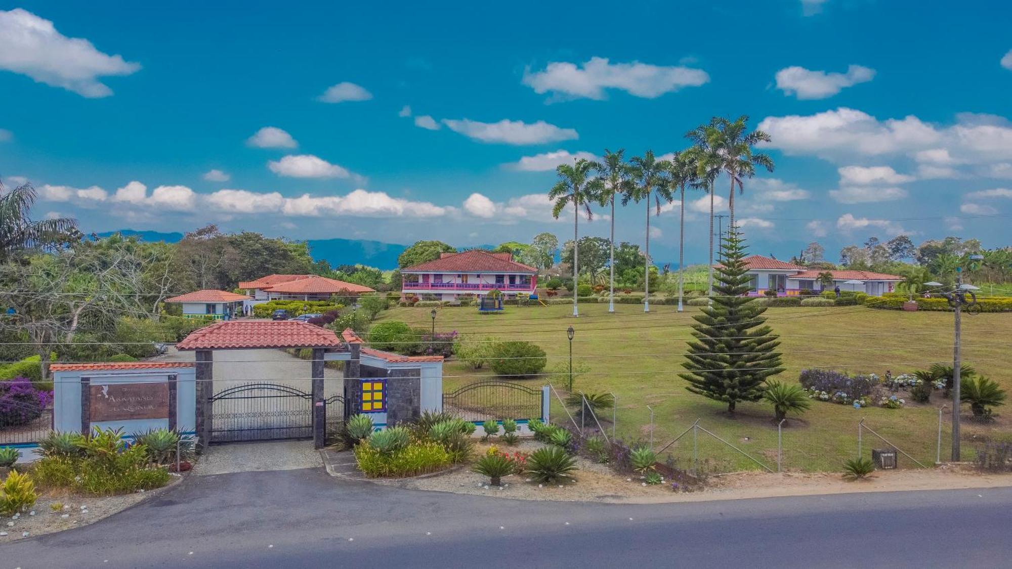 Hotel Arrayanes Del Quindio มอนเตเนโกร ภายนอก รูปภาพ