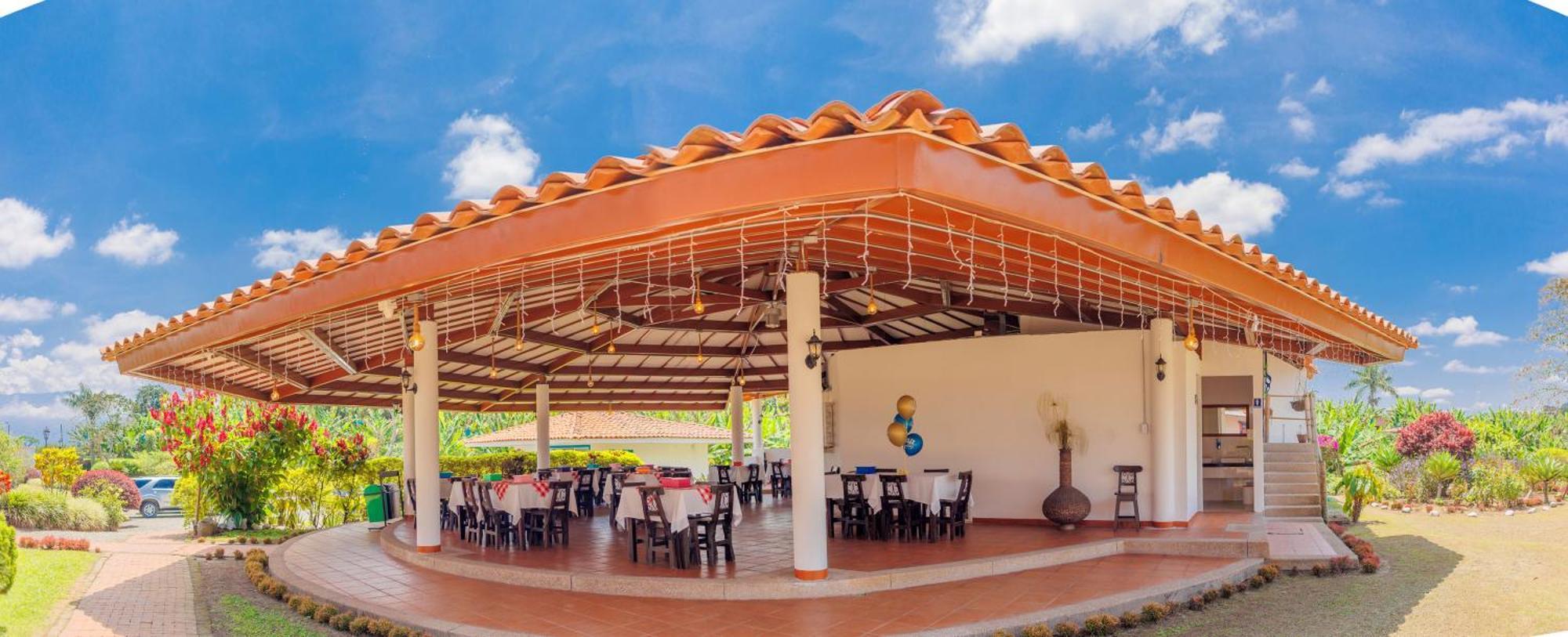 Hotel Arrayanes Del Quindio มอนเตเนโกร ภายนอก รูปภาพ